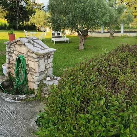 Вилла Πετρινη Κατοικια Στην Φυση Tagarades Экстерьер фото
